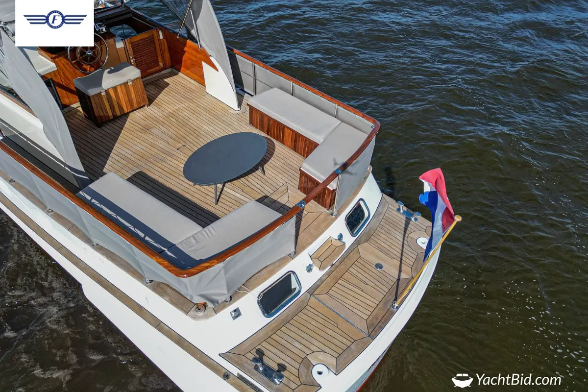 Feadship Van Lent ''MUMTAJ'' 38
