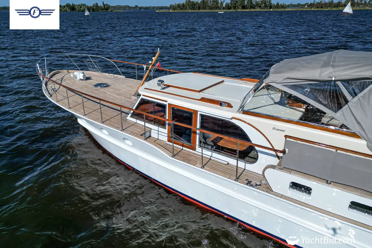 Feadship Van Lent ''MUMTAJ'' 44