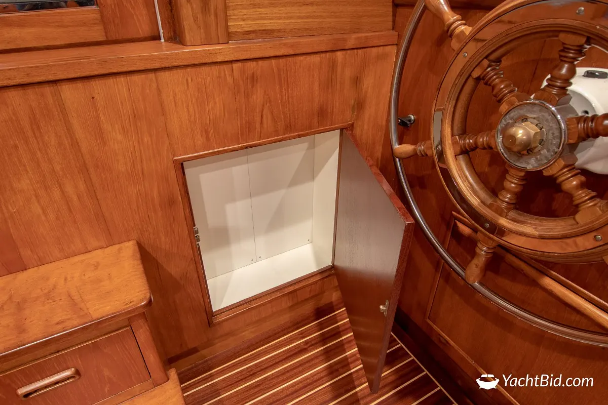 Feadship Van Lent ''MUMTAJ'' 54