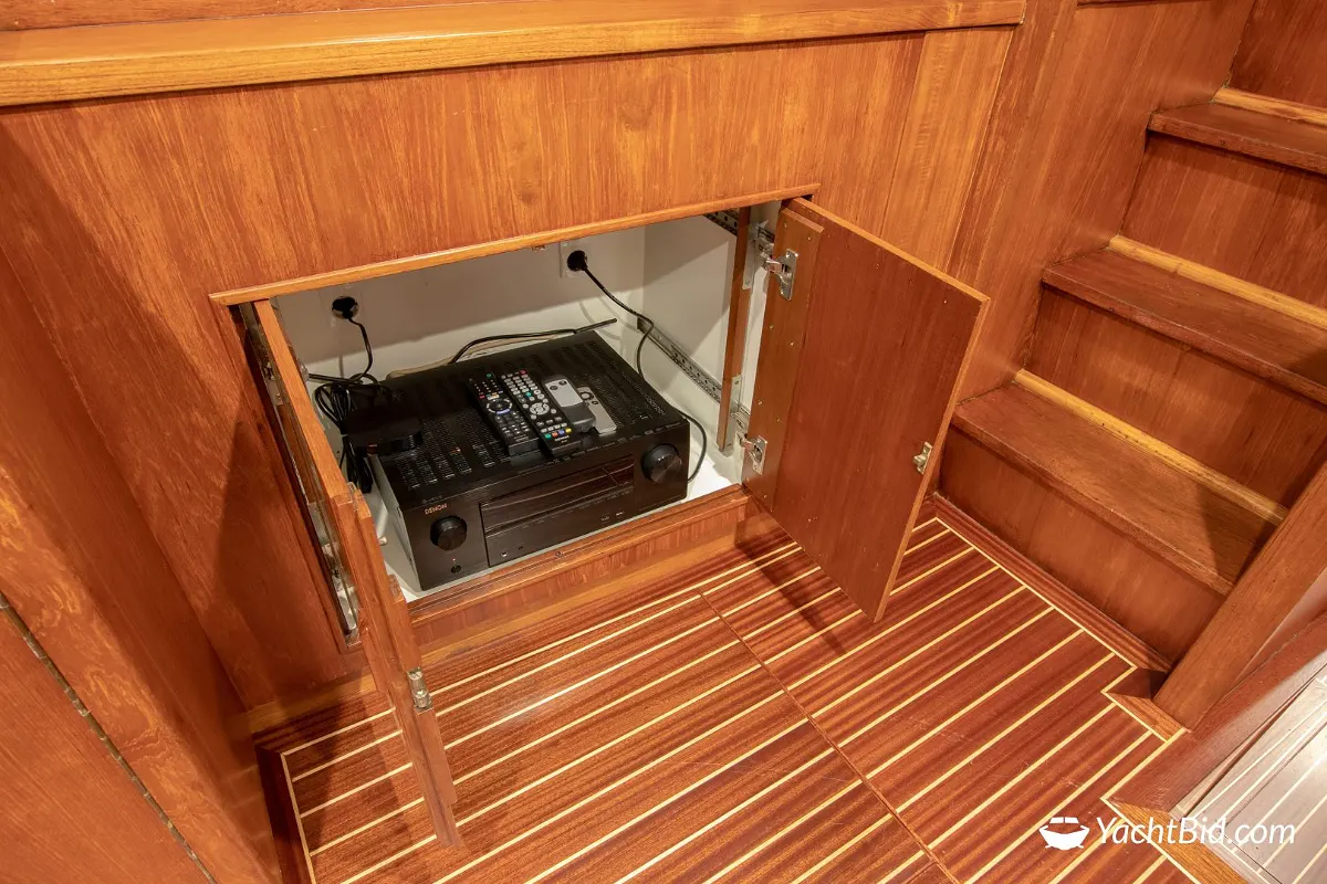 Feadship Van Lent ''MUMTAJ'' 60