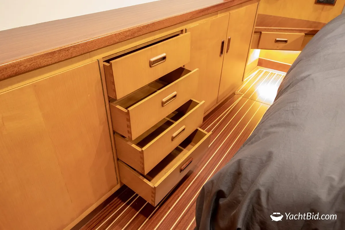 Feadship Van Lent ''MUMTAJ'' 111