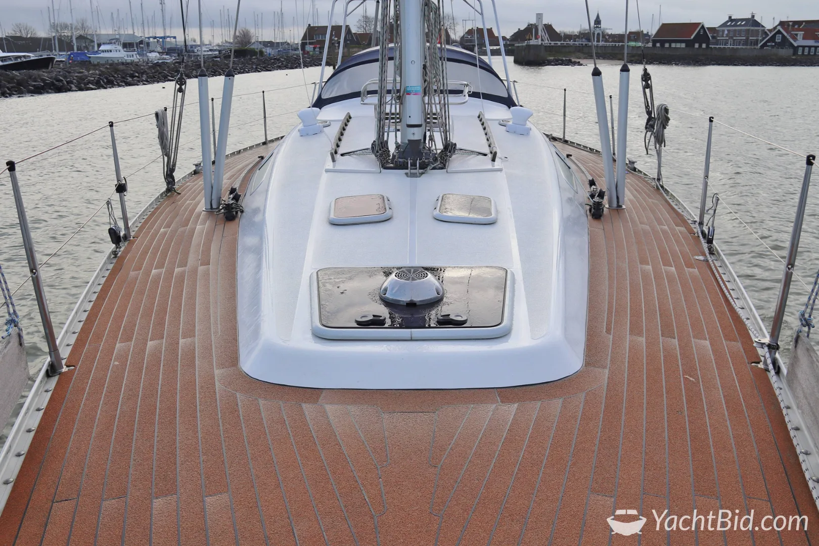 Comfortina 42 zeiljacht – foto 7 – kavel bij YachtBid, Hindeloopen