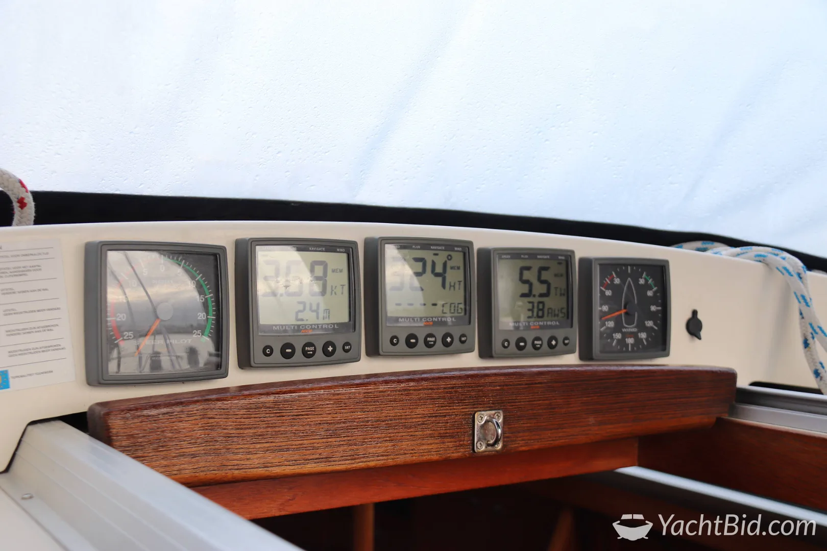 Comfortina 42 zeiljacht – foto 10 – kavel bij YachtBid, Hindeloopen