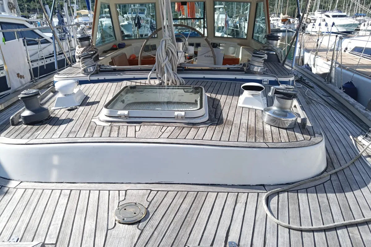 Hallberg Rassy 49 21