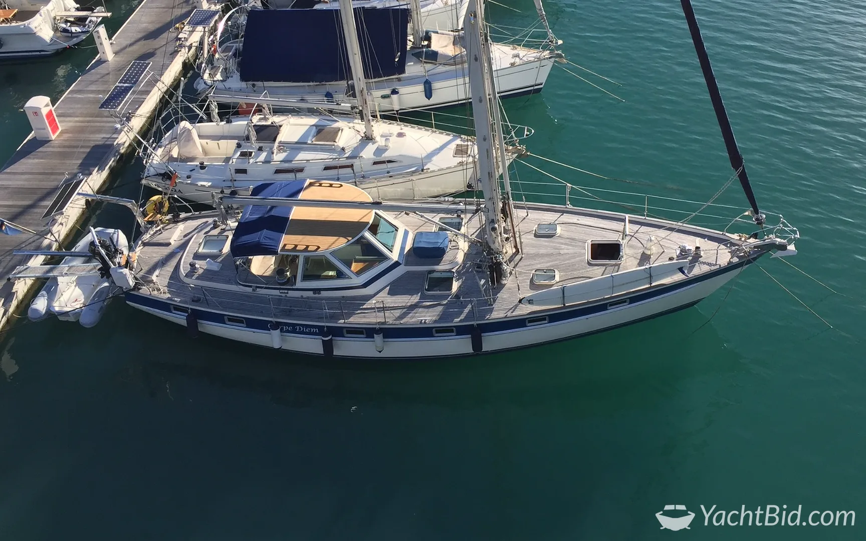 Hallberg Rassy 49