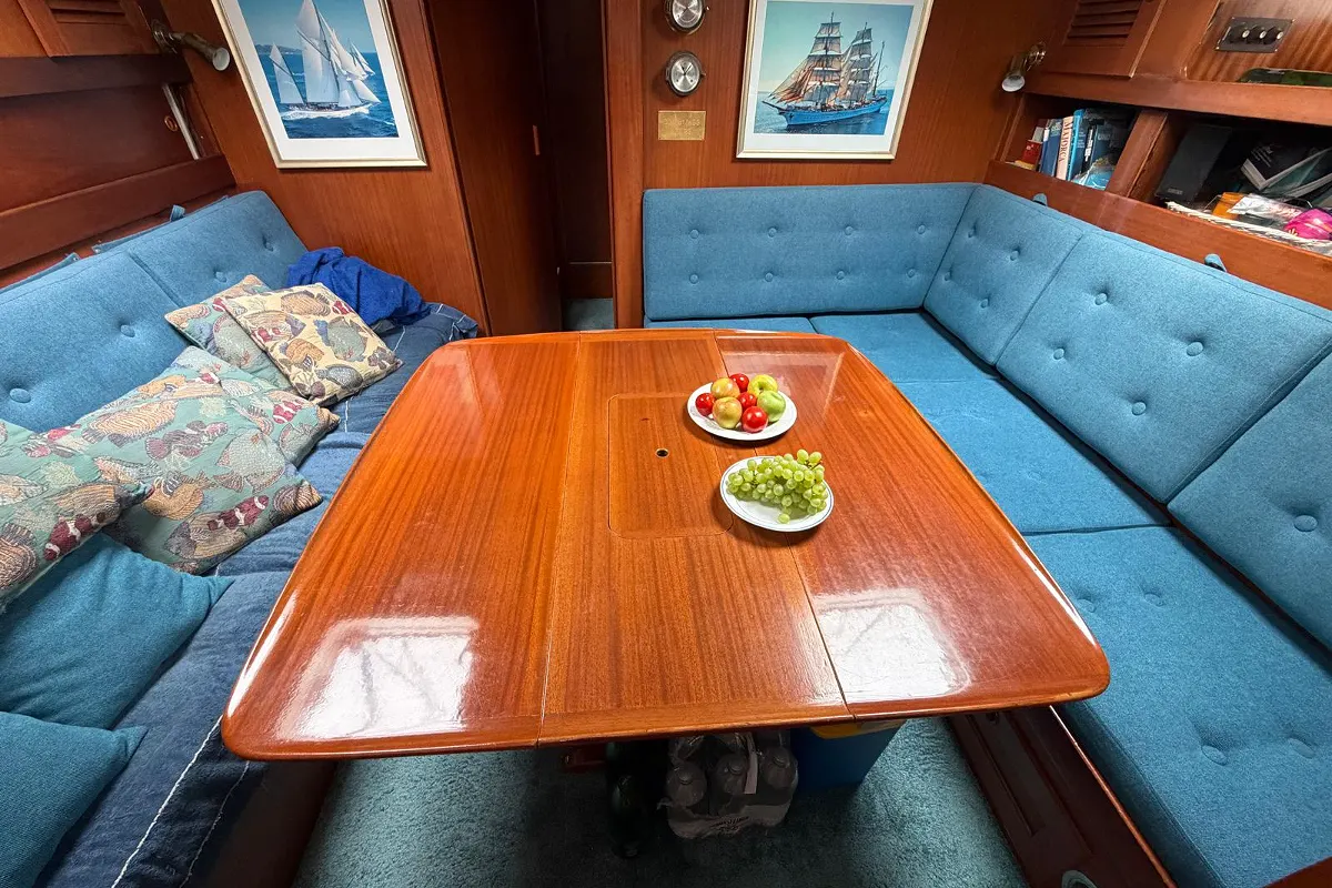 Hallberg Rassy 49 43