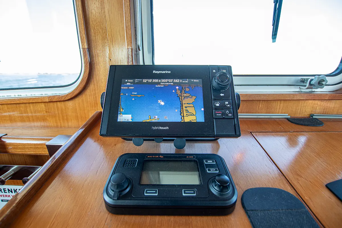 Live Aboard 1800 11