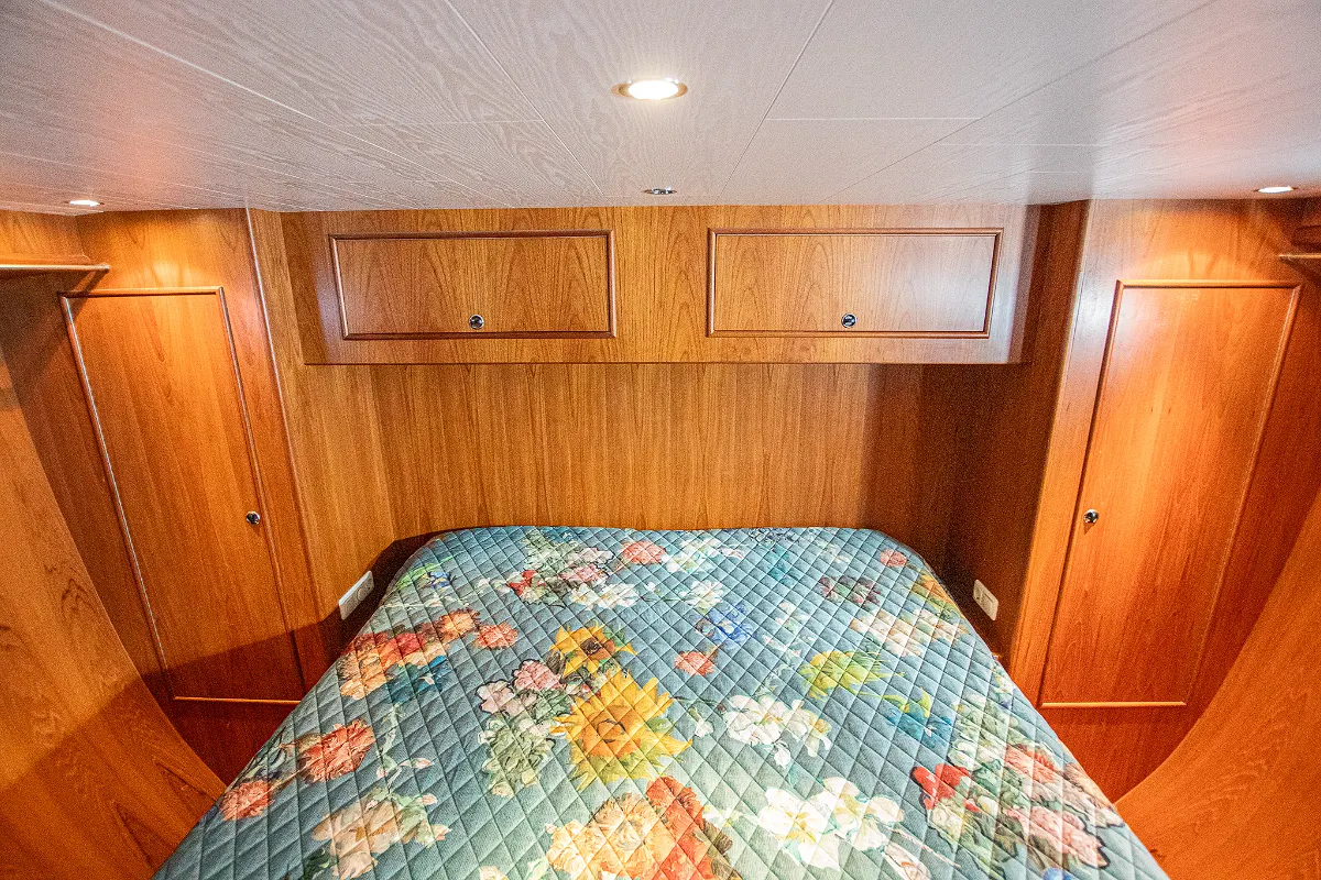 Live Aboard 1800 59