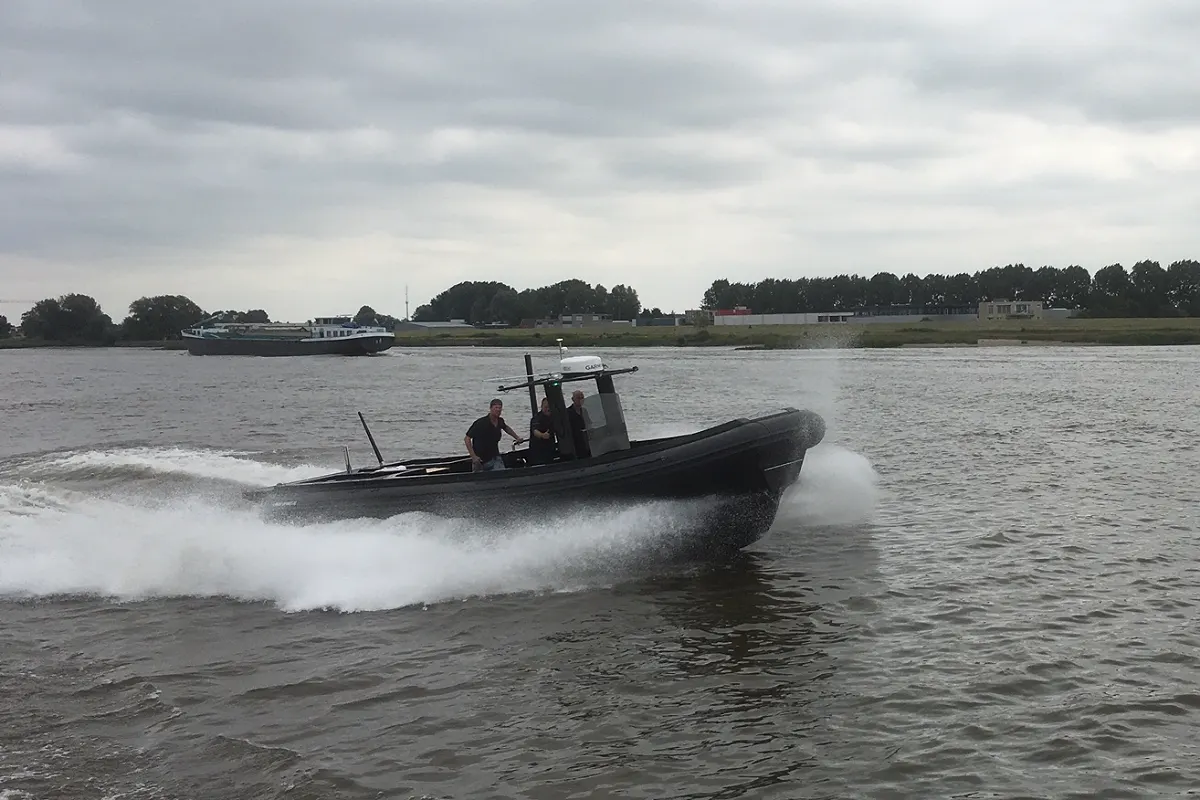 Blue Spirit 1050 RIB Tender 47