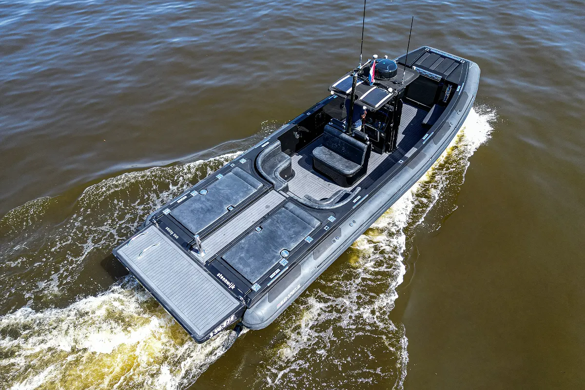Blue Spirit 1050 RIB Tender 12
