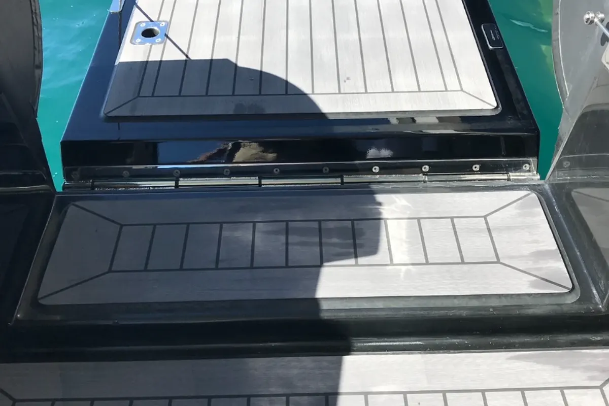 Blue Spirit 1050 RIB Tender 45