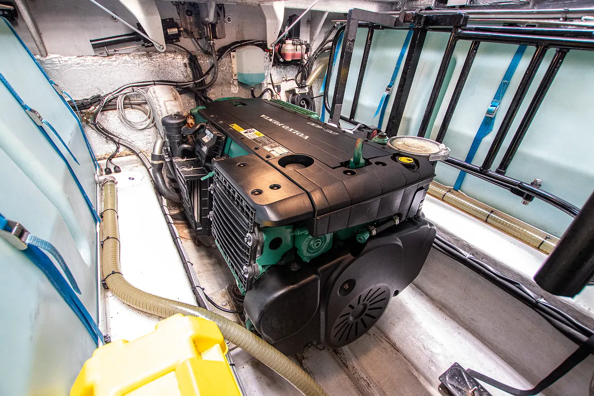Blue Spirit 1050 RIB Tender 94