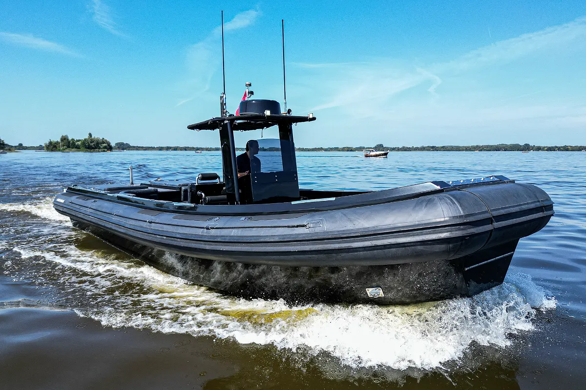 Blue Spirit 1050 RIB Tender 1