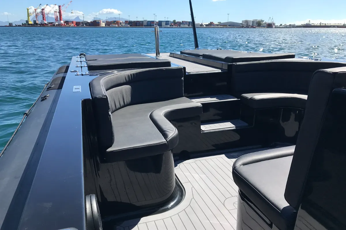 Blue Spirit 1050 RIB Tender 4