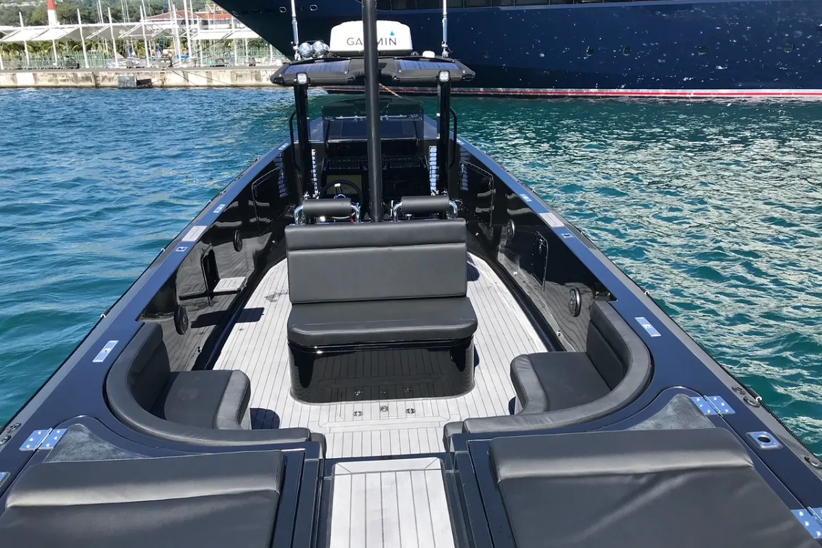 Blue Spirit 1050 RIB Tender 2