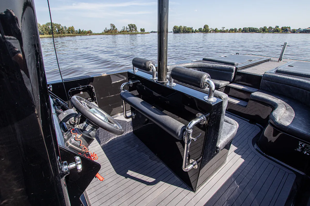 Blue Spirit 1050 RIB Tender 56