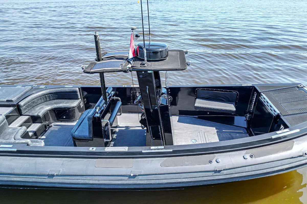 Blue Spirit 1050 RIB Tender 51