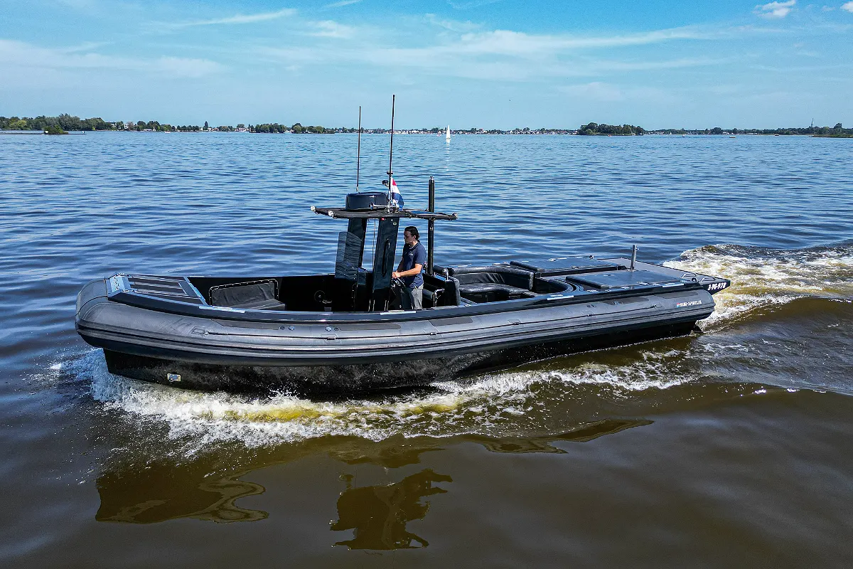 Blue Spirit 1050 RIB Tender 25