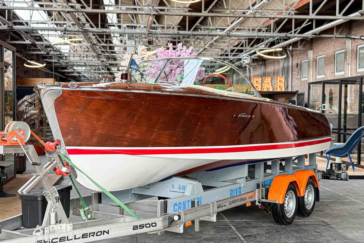 Riva Super Florida 4