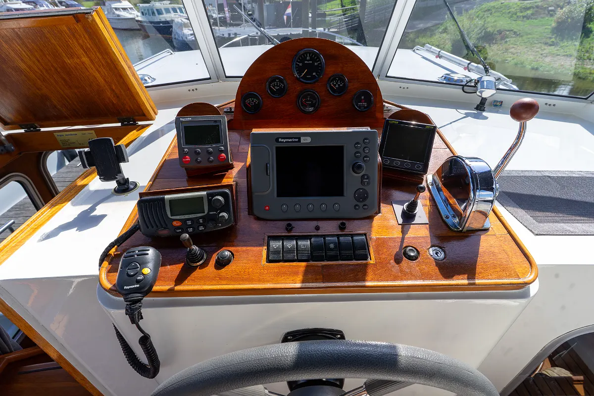 Vripack Trawler 1150 17