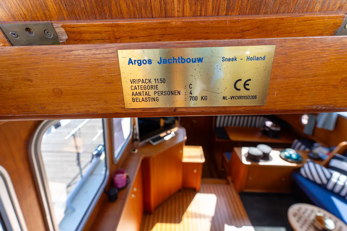 Vripack Trawler 1150 21
