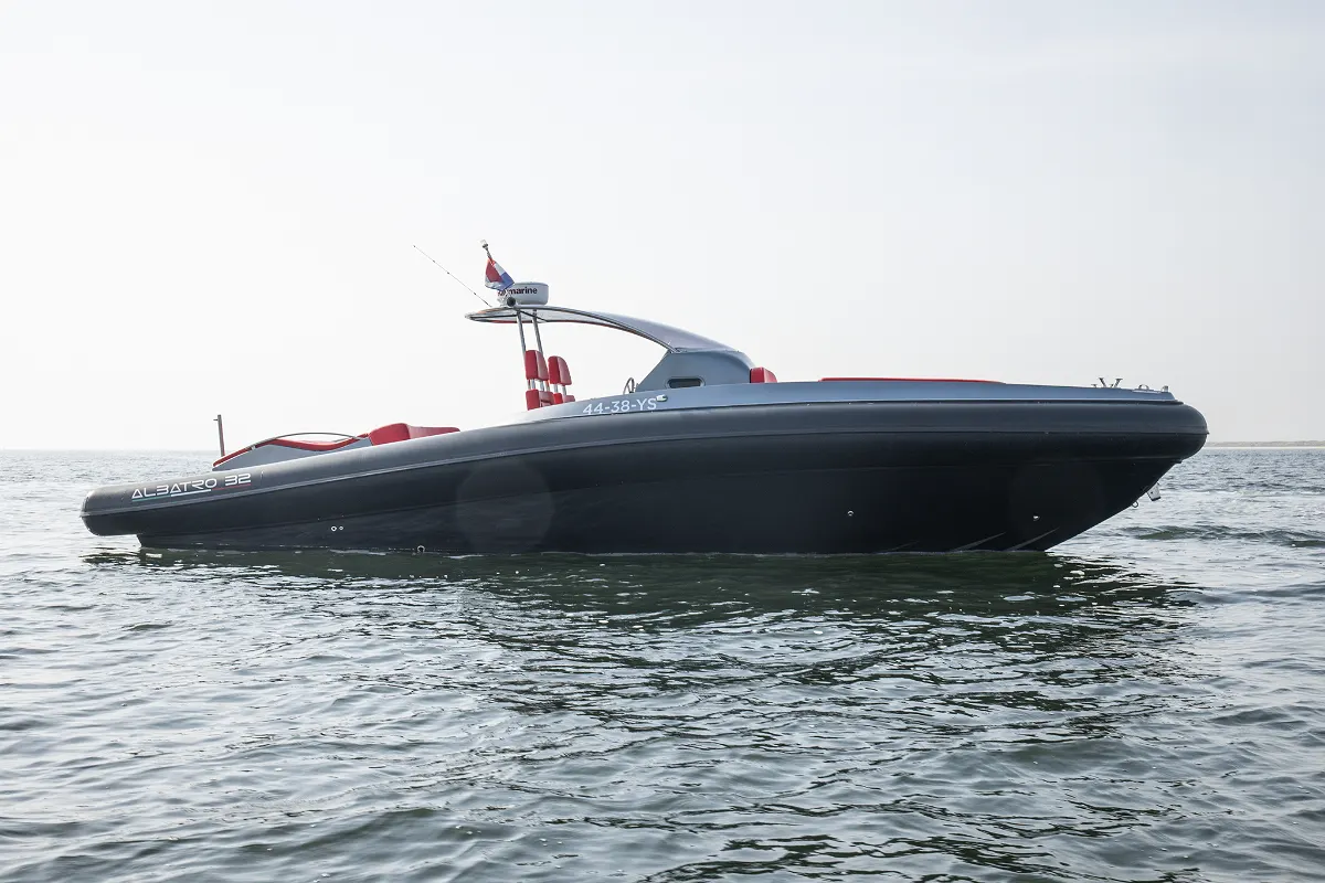 Albatro Racing 32 48