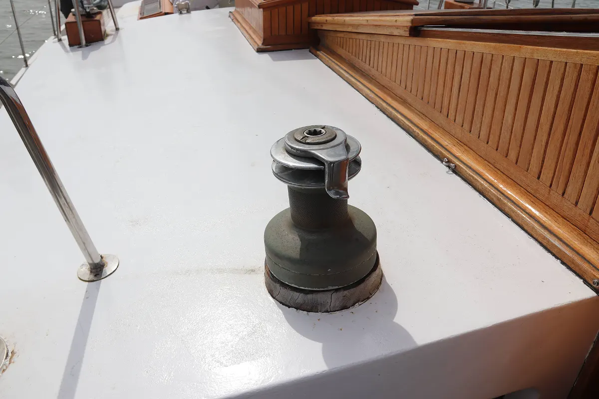 Lunstroo Schooner 25