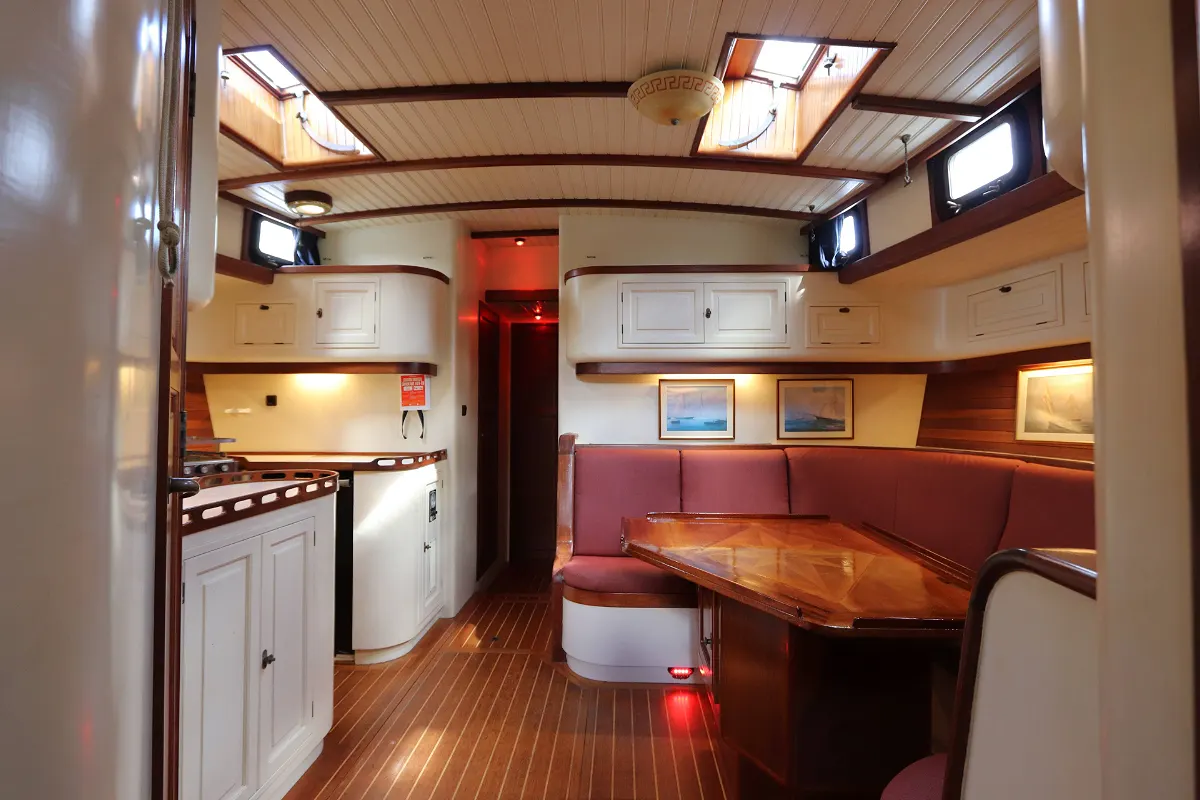 Lunstroo Schooner 70