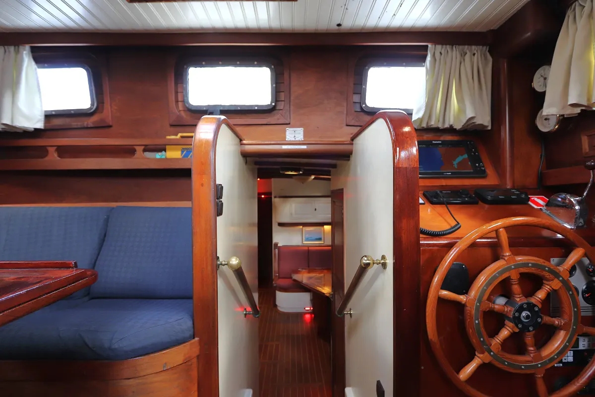 Lunstroo Schooner 69