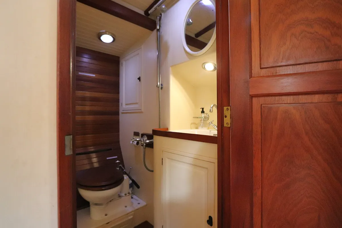 Lunstroo Schooner 96