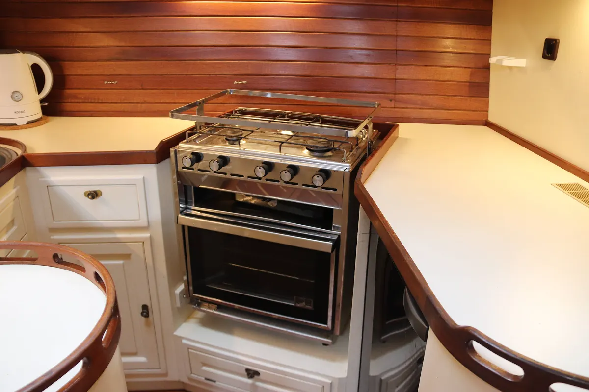 Lunstroo Schooner 109
