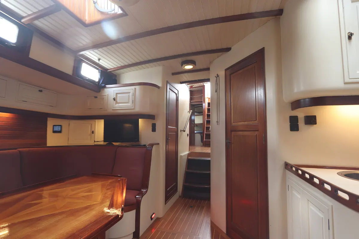 Lunstroo Schooner 80