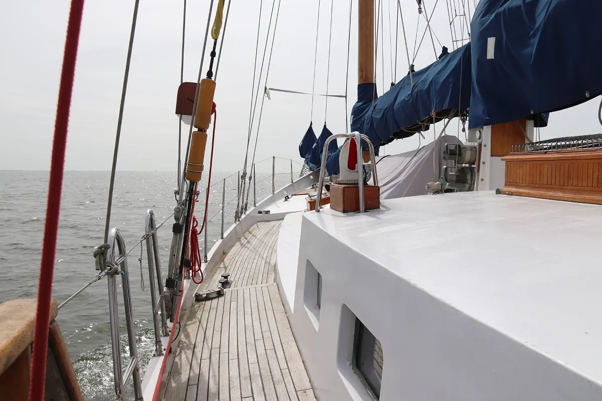 Lunstroo Schooner 6