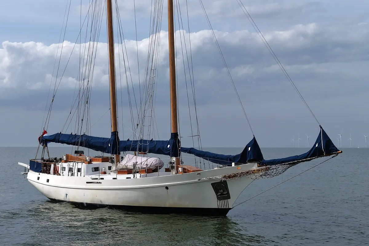 Lunstroo Schooner 21