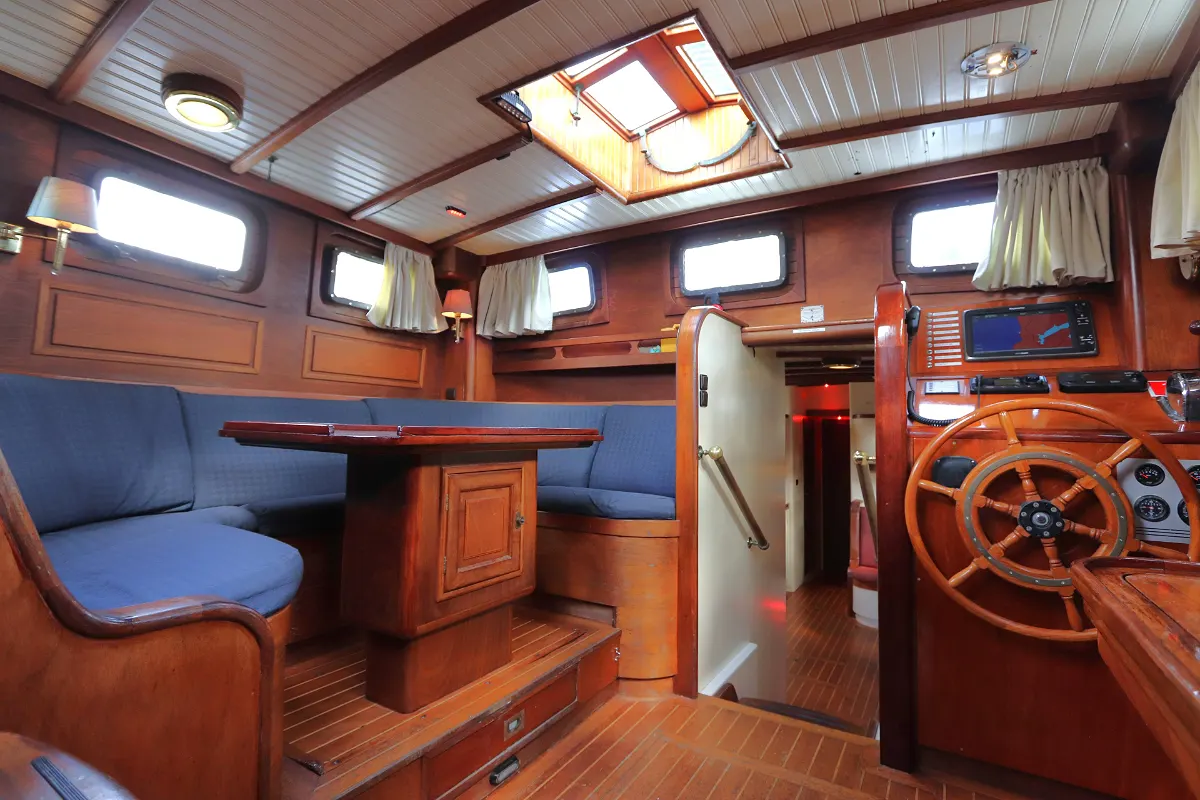 Lunstroo Schooner 68