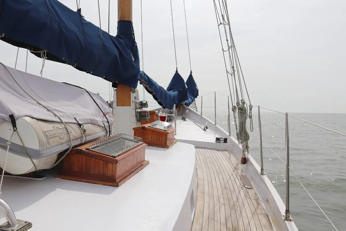 Lunstroo Schooner 26