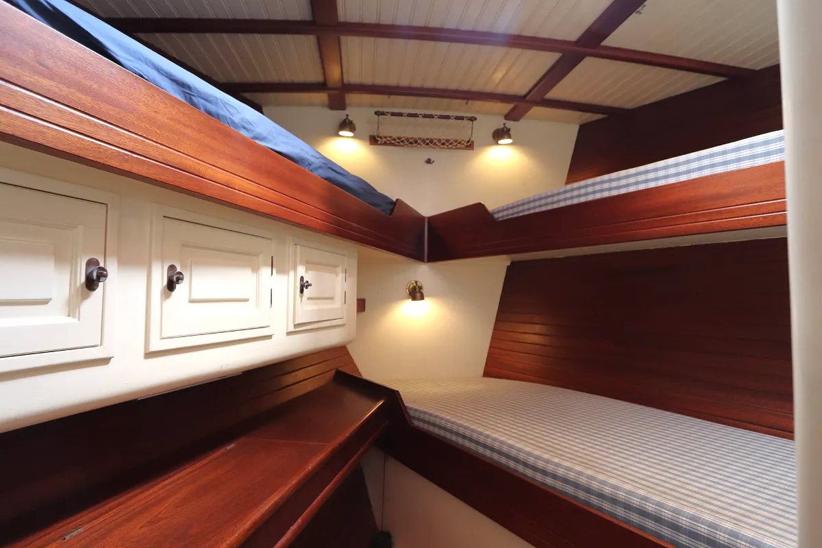 Lunstroo Schooner 79