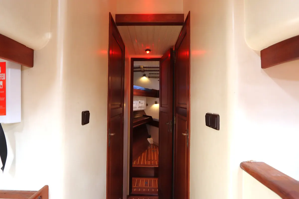 Lunstroo Schooner 76