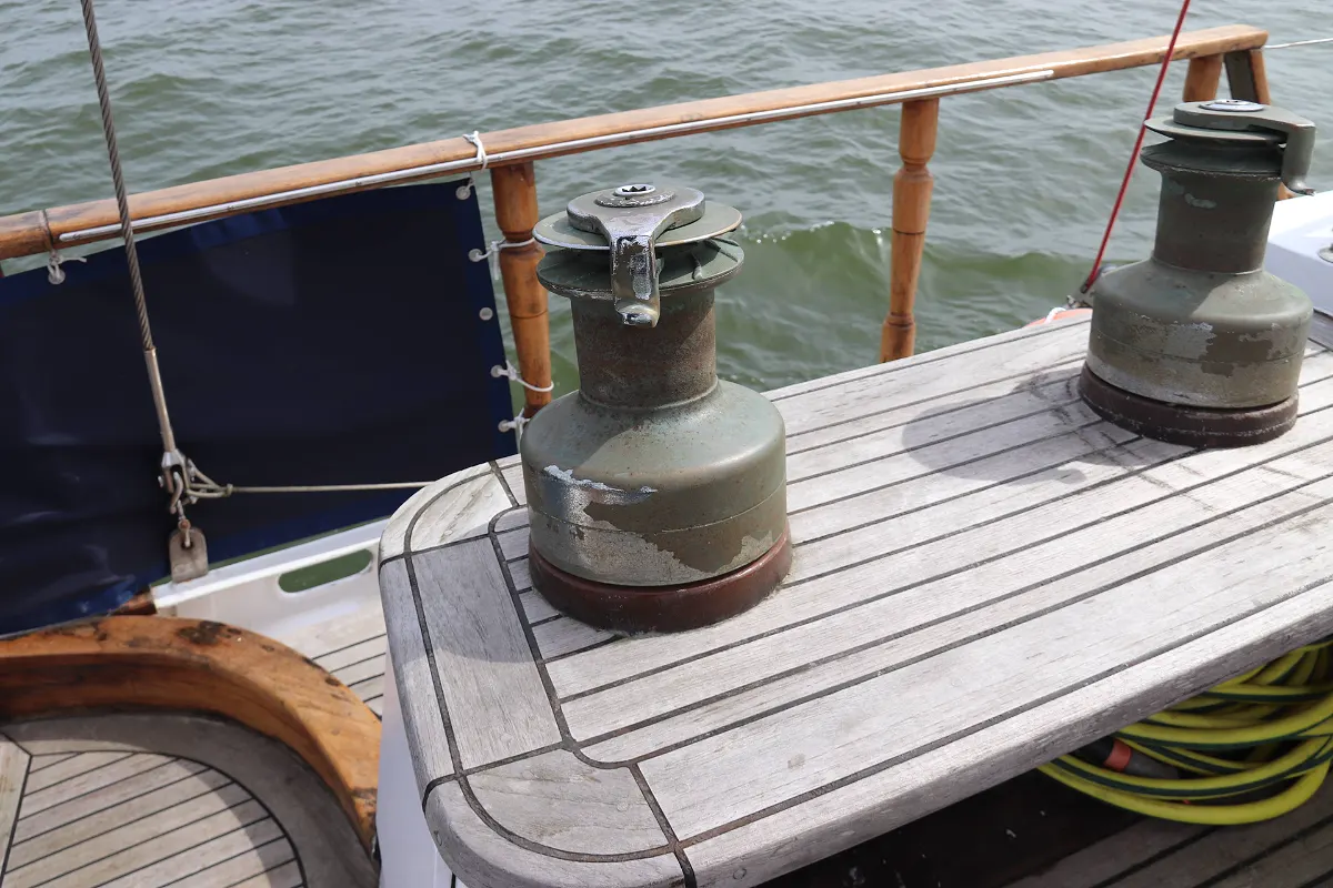 Lunstroo Schooner 24