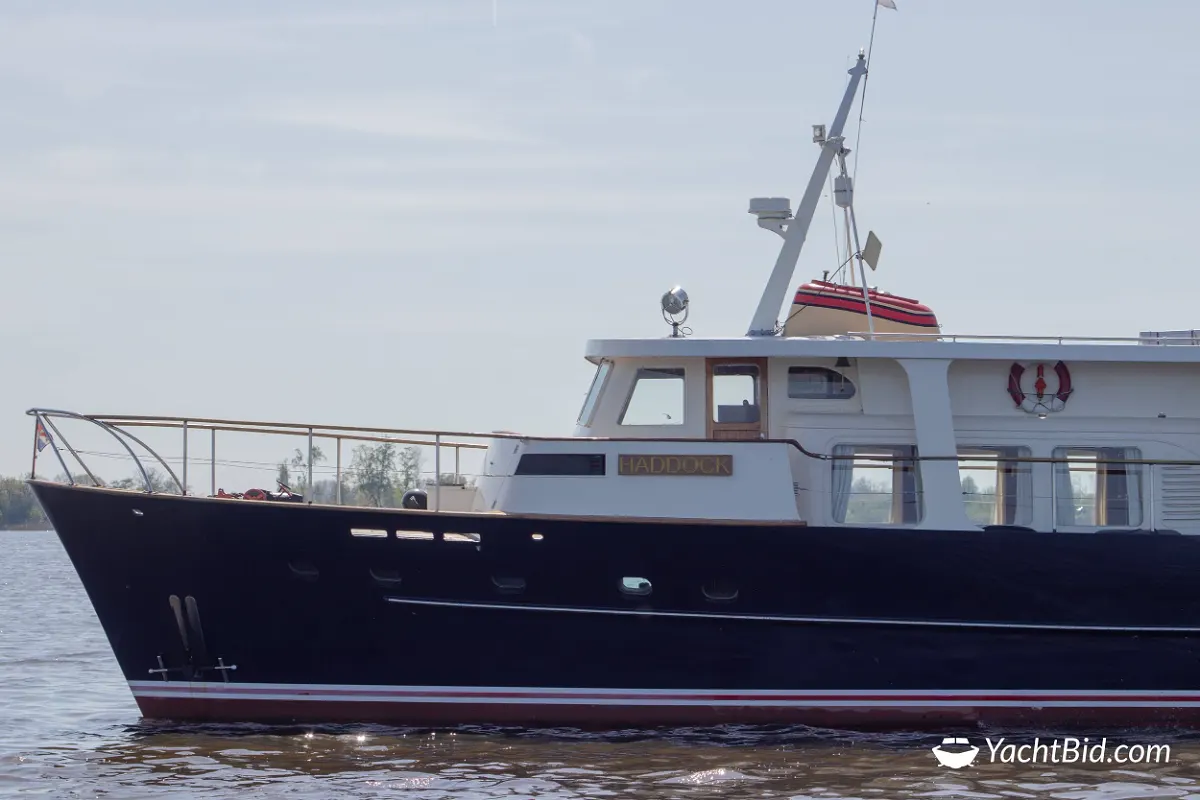 Feadship Canoe Stern ''Haddock'' 4