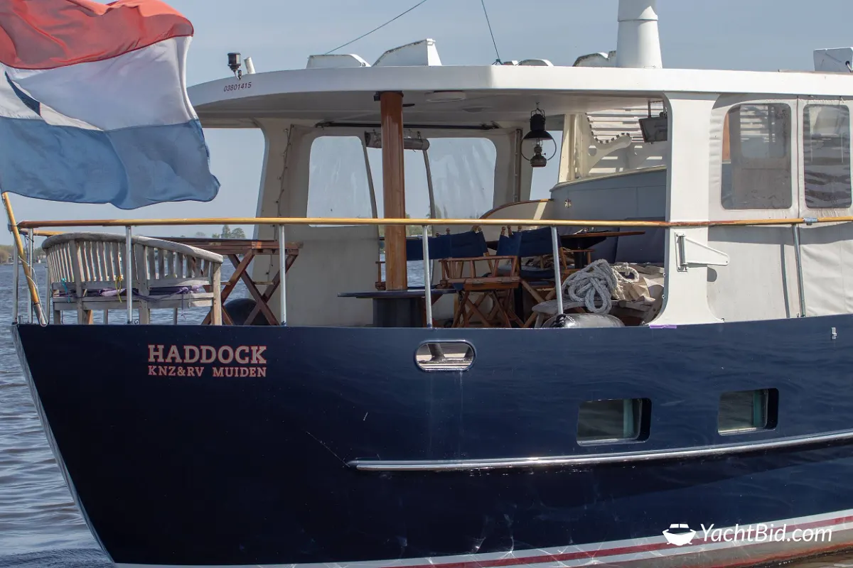 Feadship Canoe Stern ''Haddock'' 13