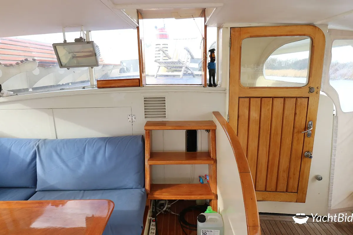 Feadship Canoe Stern ''Haddock'' 28