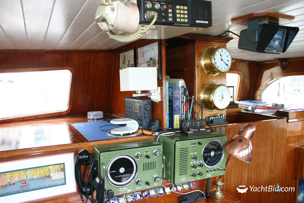 Feadship Canoe Stern ''Haddock'' 48