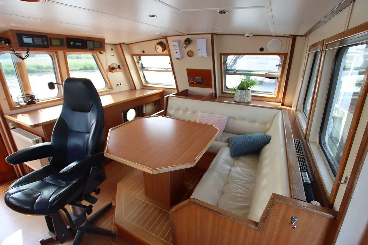 Bekebrede 1800 Explorer Trawler 32