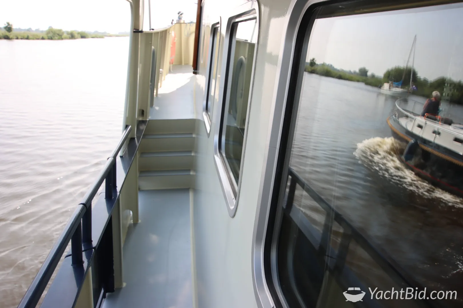 Bekebrede 1800 Explorer Trawler motorjacht – foto 10 – kavel bij YachtBid, Loosdrecht