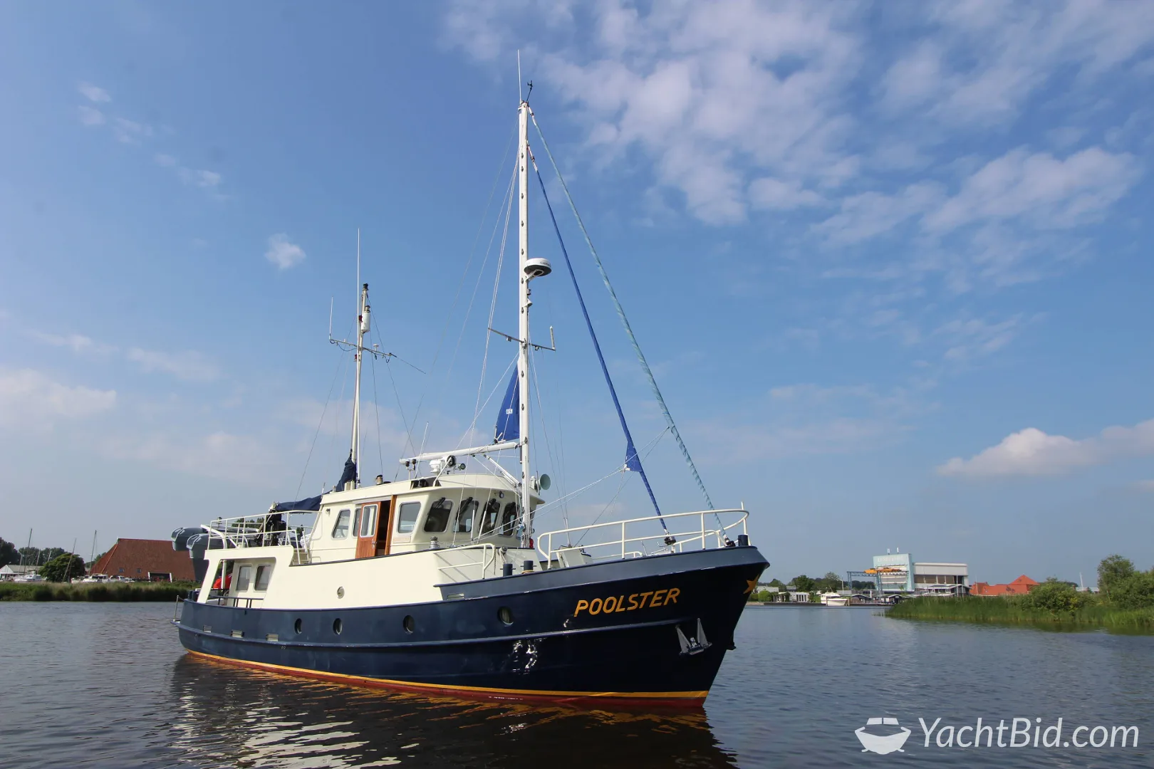 Bekebrede 1800 Explorer Trawler motorjacht – foto 3 – kavel bij YachtBid, Loosdrecht