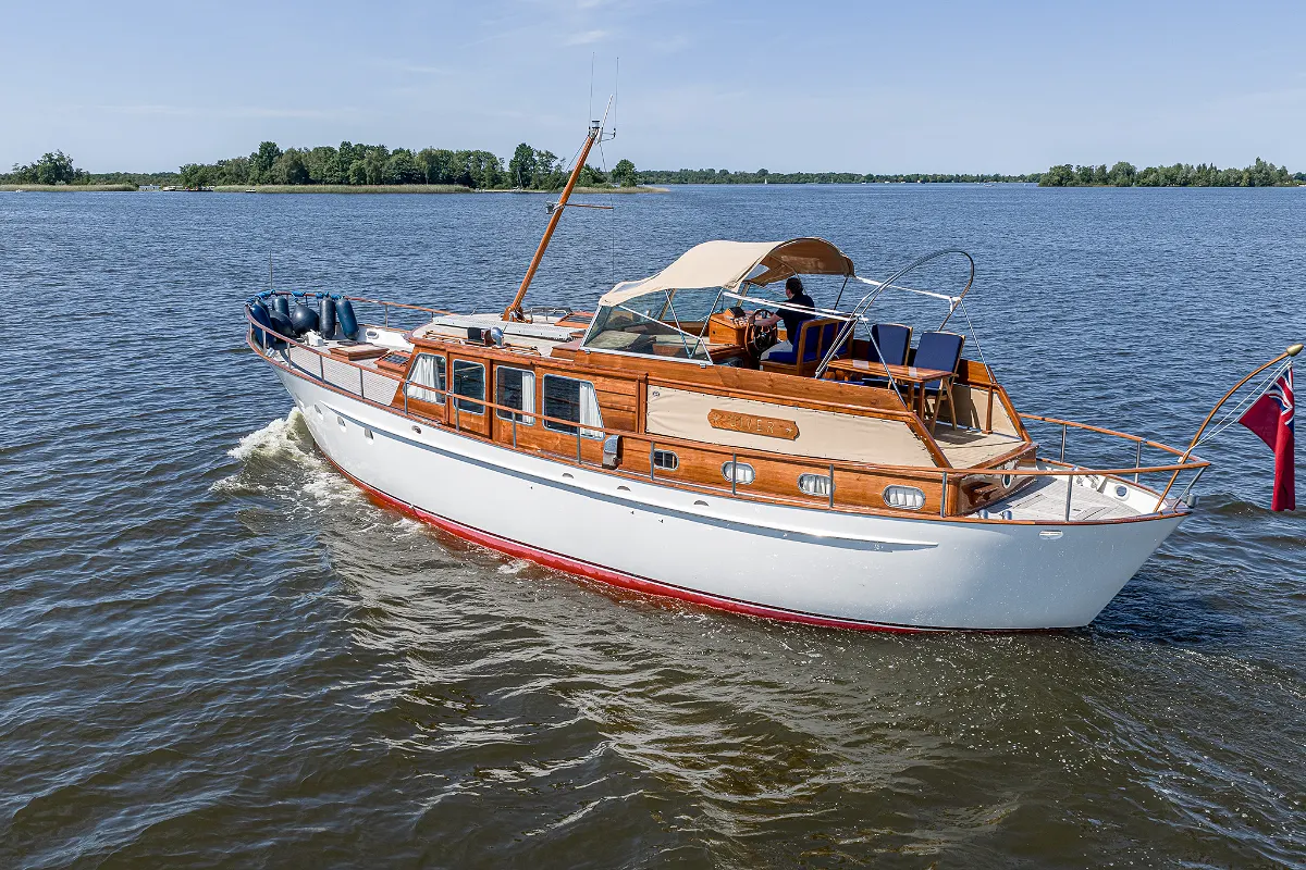 Classic Kok Canoe Stern 16.50 23