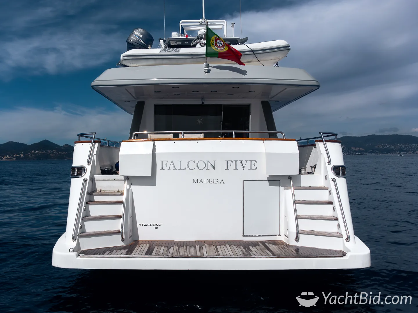 Falcon 82 motorjacht – foto 6 – kavel bij YachtBid, IGY Vieux-Port de Cannes
