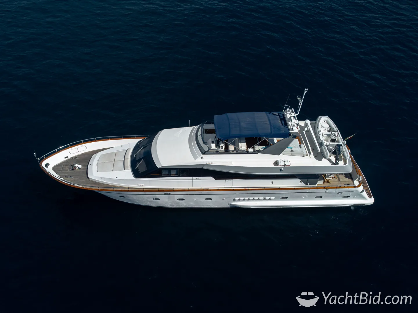 Falcon 82 motorjacht – foto 13 – kavel bij YachtBid, IGY Vieux-Port de Cannes