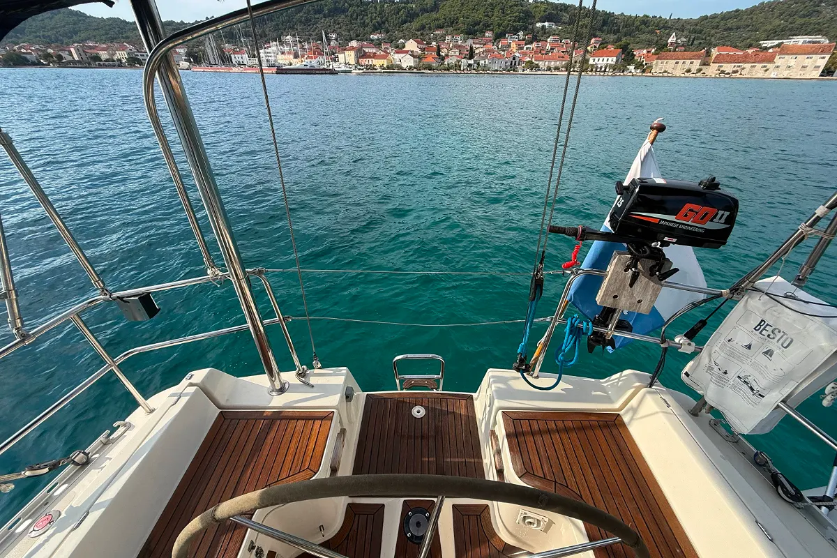 Hanse 371 15